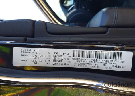 2015 Jeep Grand Cherokee Laredo z USA, uszkodzony, nr VIN 1C4RJFAG8FC790769